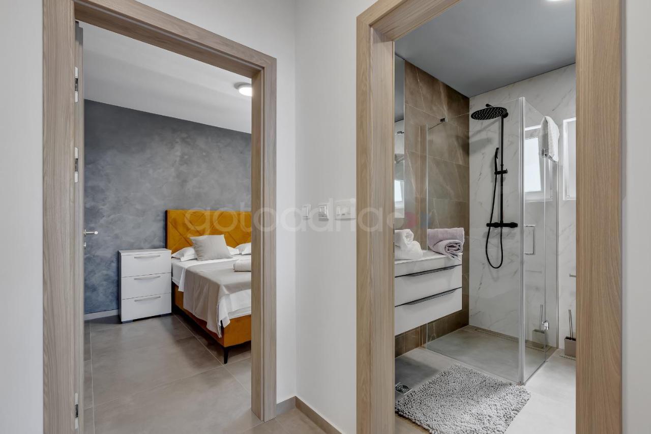 Luxury Seaview Luki - Free Parking