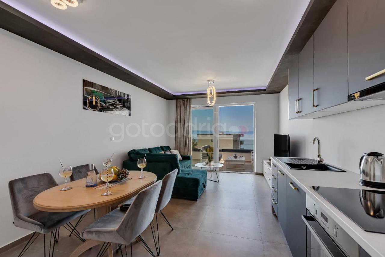 Luxury Seaview Luki - Free Parking Apartment